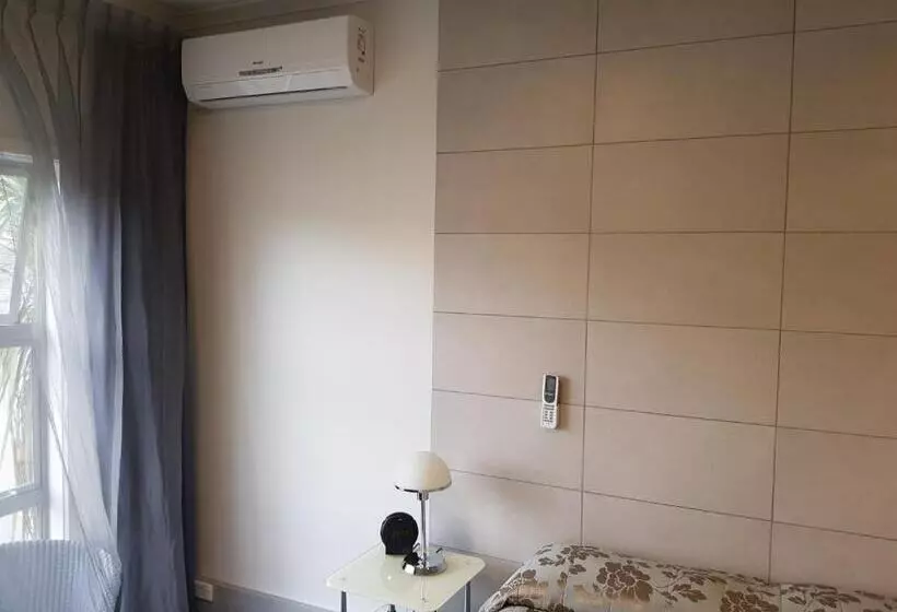 エクゼクティブワンルーム, Amethyst Court Motor Lodge
