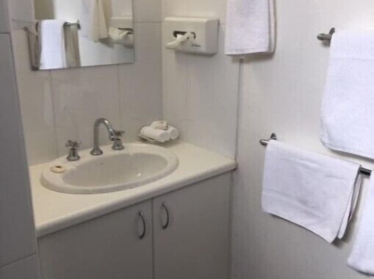 חדר סטנדרט, Nicholas Royal Motel  No Pets Allowed