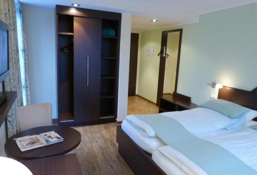 غرفة قياسية, Evering