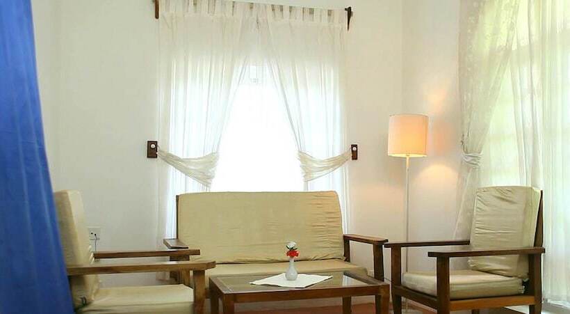 سوییت با چشمانداز باغ, The Oceano