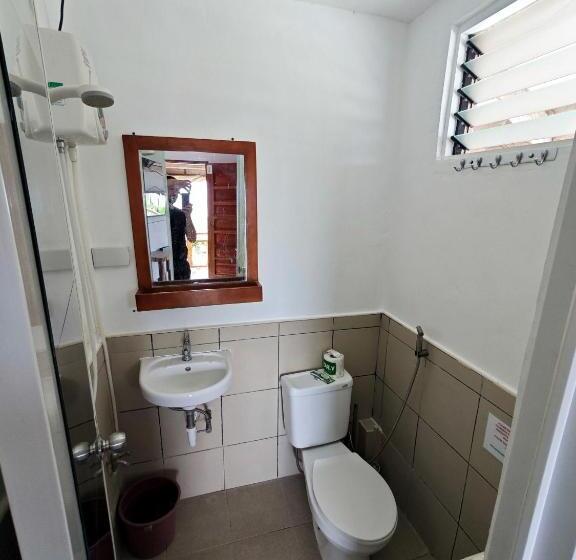 اتاق استاندارد با چشمانداز دریا, Room Cola Inn