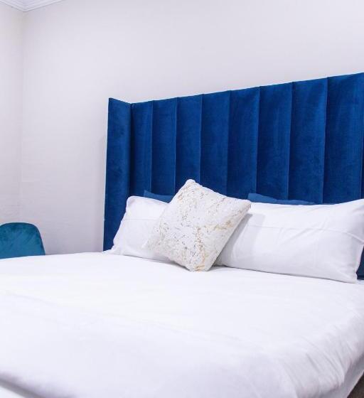 디럭스 스위트, Chic Guest House & Solar System Free From Load Shedding