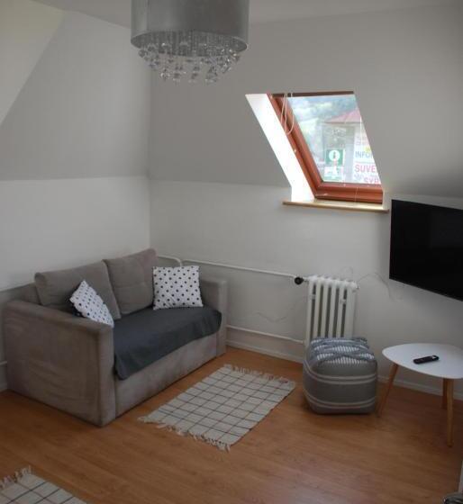 غرفة قياسية, Kúzelná špajza