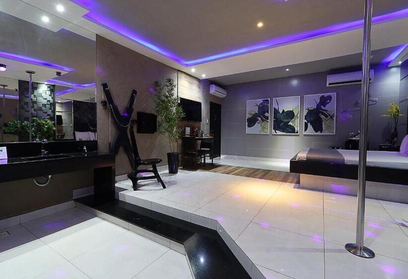 سوئیت پرزیدنت, A2 Motel