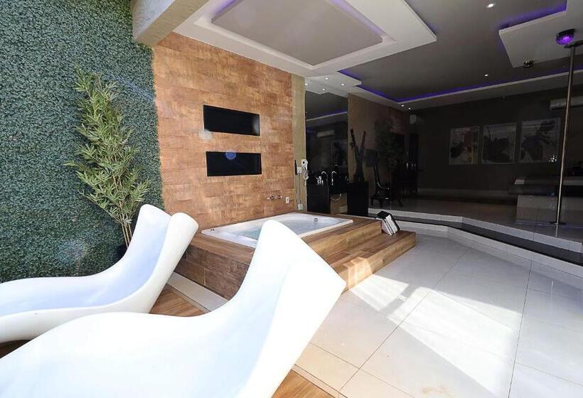 سوئیت پرزیدنت, A2 Motel