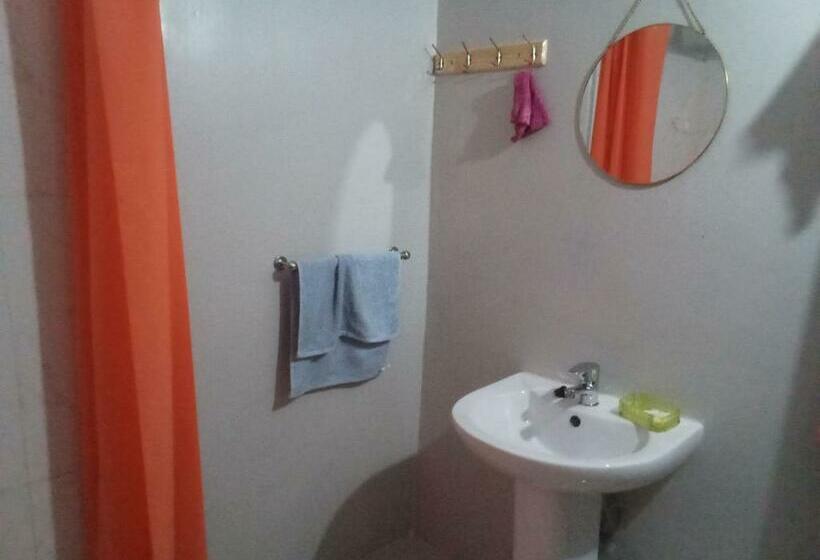 اتاق استاندارد سه تخته با بالکن, In The Heart Of Praia   Family B&b