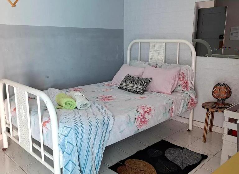 اتاق استاندارد سه تخته با بالکن, In The Heart Of Praia   Family B&b