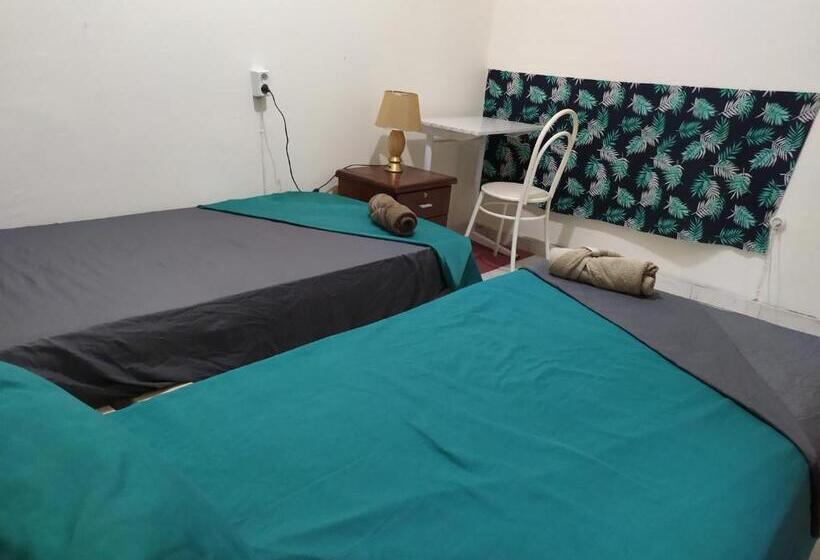 اتاق استاندارد, In The Heart Of Praia   Family B&b