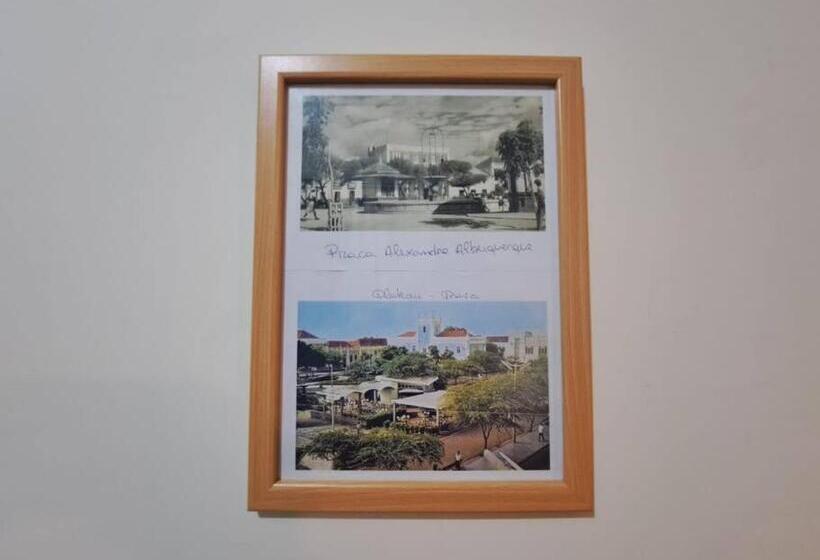 اتاق استاندارد با سرویس بهداشتی مشترک, In The Heart Of Praia   Family B&b