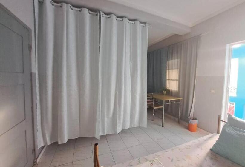 اتاق استاندارد سه تخته با بالکن, In The Heart Of Praia   Family B&b