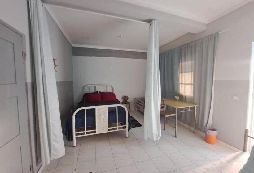 اتاق استاندارد سه تخته با بالکن, In The Heart Of Praia   Family B&b