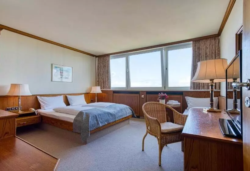 スタンダードトリプルルーム, Ff&e Hotel Dania