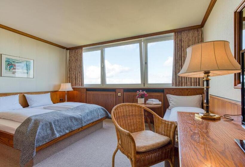 חדר סטנדרט לשלושה, Ff&e Hotel Dania