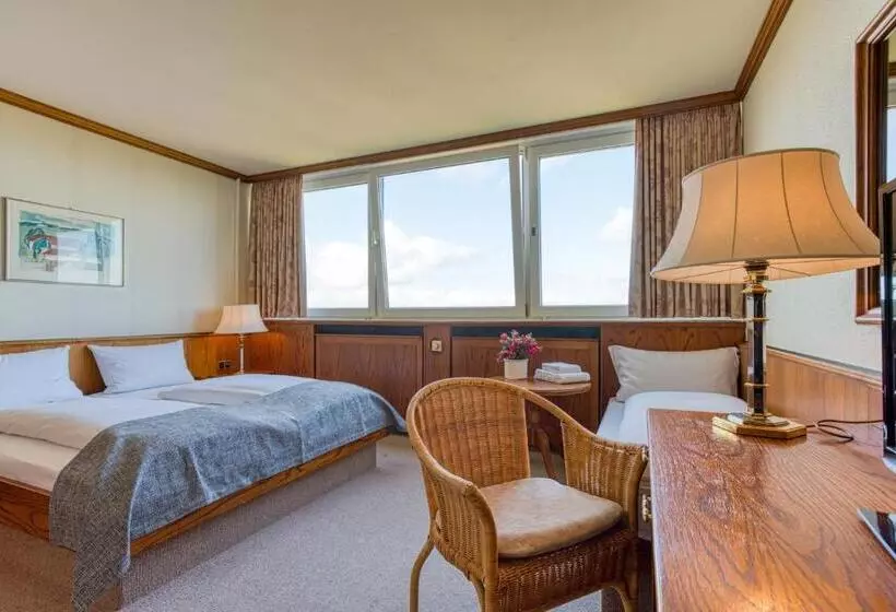 Triple Room Sea View, Ff&e Hotel Dania