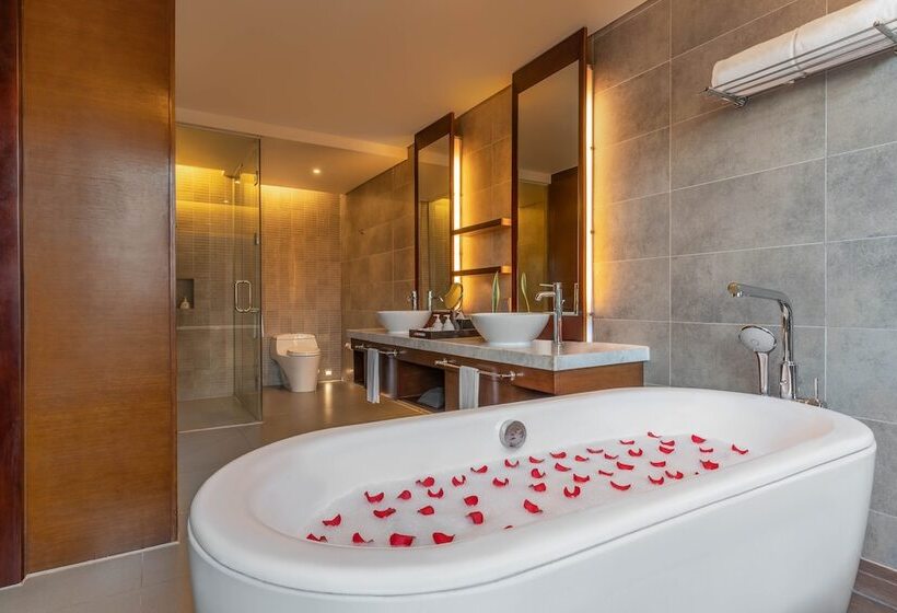 ダブルベッドスタンダードルーム, Angsana Lang Co