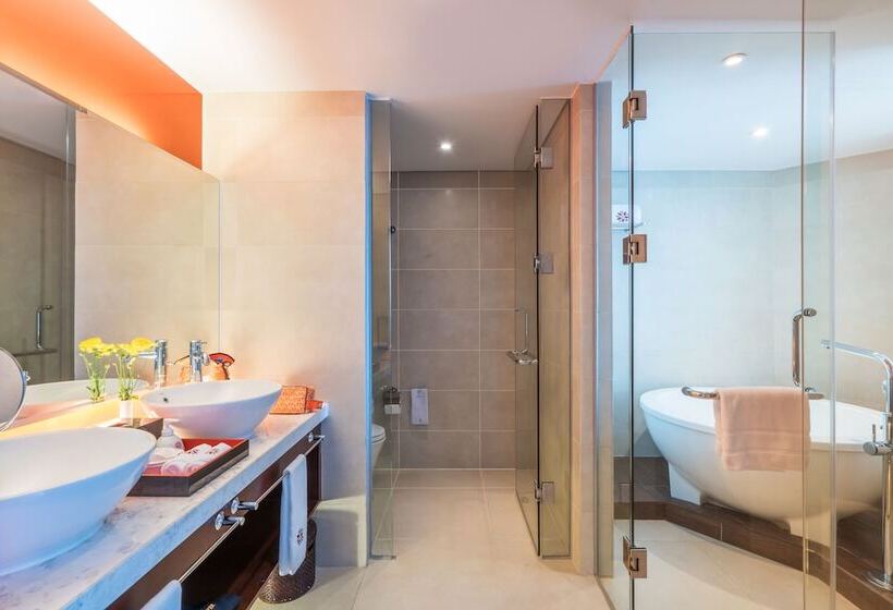 オーシャンビュースイート, Angsana Lang Co