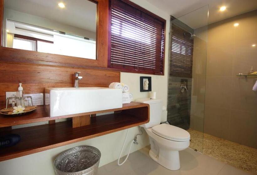 اتاق خانوادگی, Arana Suite