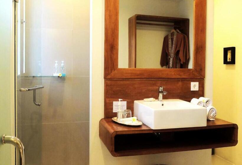 חדר משפחתי, Arana Suite