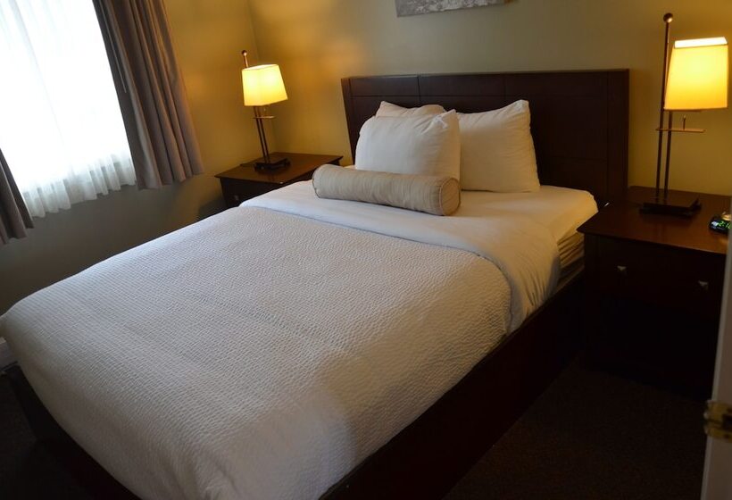 סוויטת 2 חדרי שינה, Days Inn By Wyndham Golden