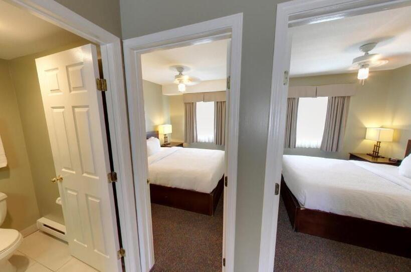 סוויטת 2 חדרי שינה, Days Inn By Wyndham Golden