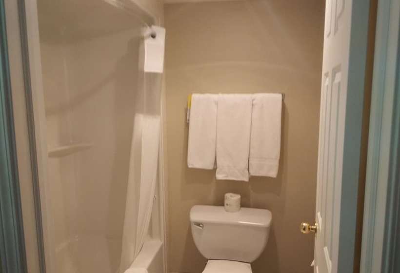 חדר סטנדרט, Days Inn By Wyndham Golden