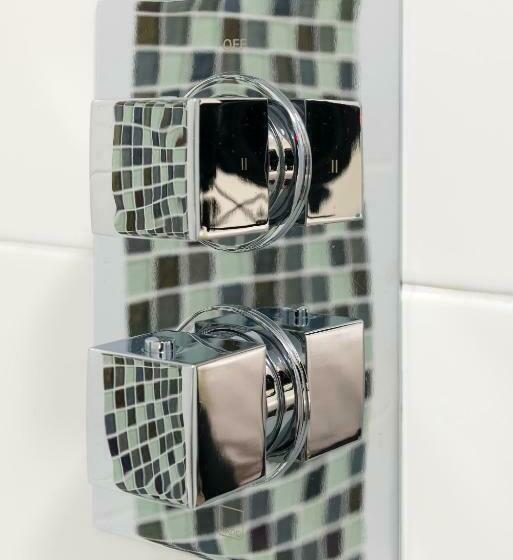 スタンダードルーム, Kents Hill Park Training & Conference Centre