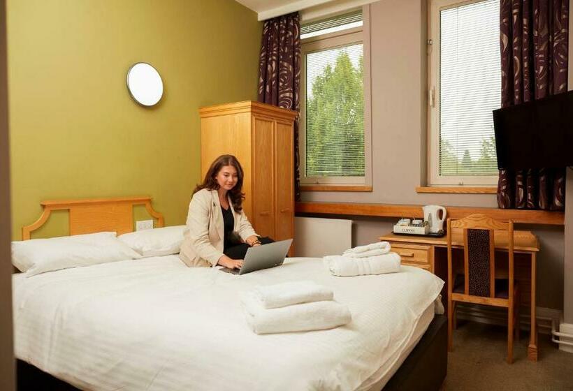 スタンダードルーム, Kents Hill Park Training & Conference Centre