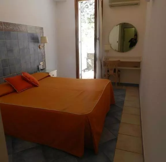 Standard-huone, Punta Mesco