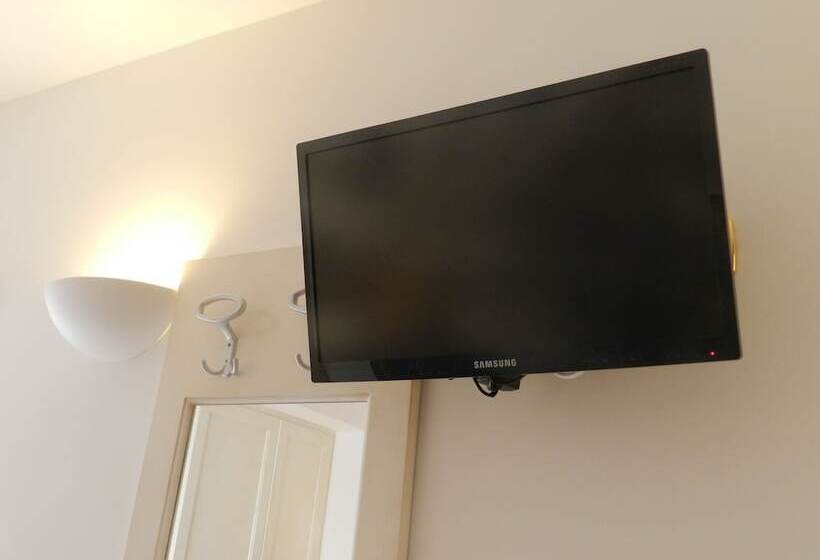 Номер Стандарт, Punta Mesco