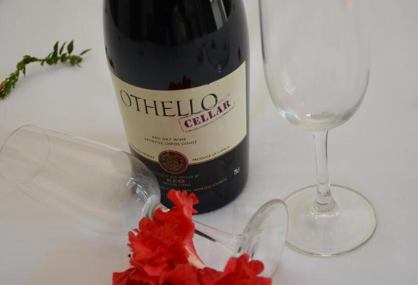 Camera Standard Vista Mare, Rebioz