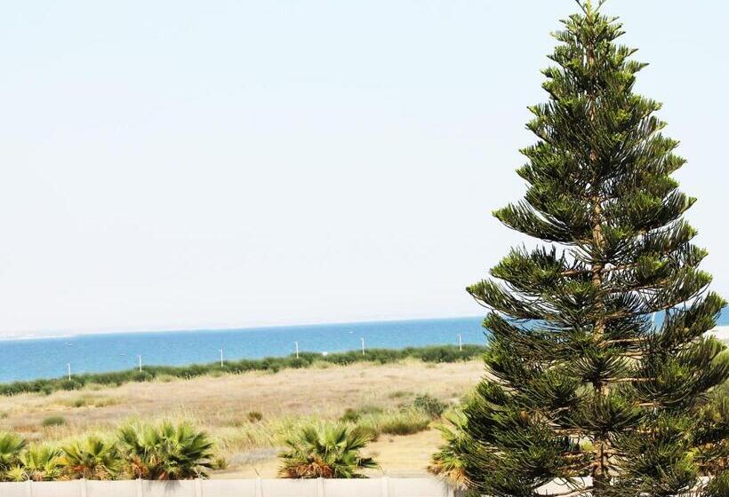 Camera Standard Vista Mare, Rebioz