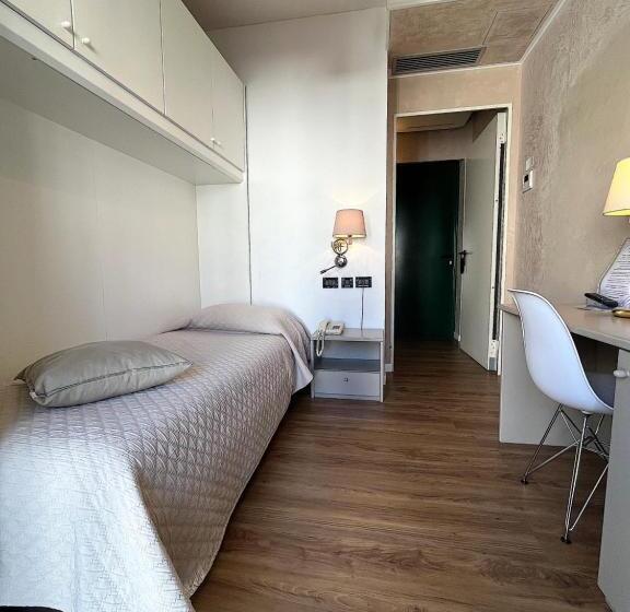 Номер Стандарт Индивидуальный, Regina