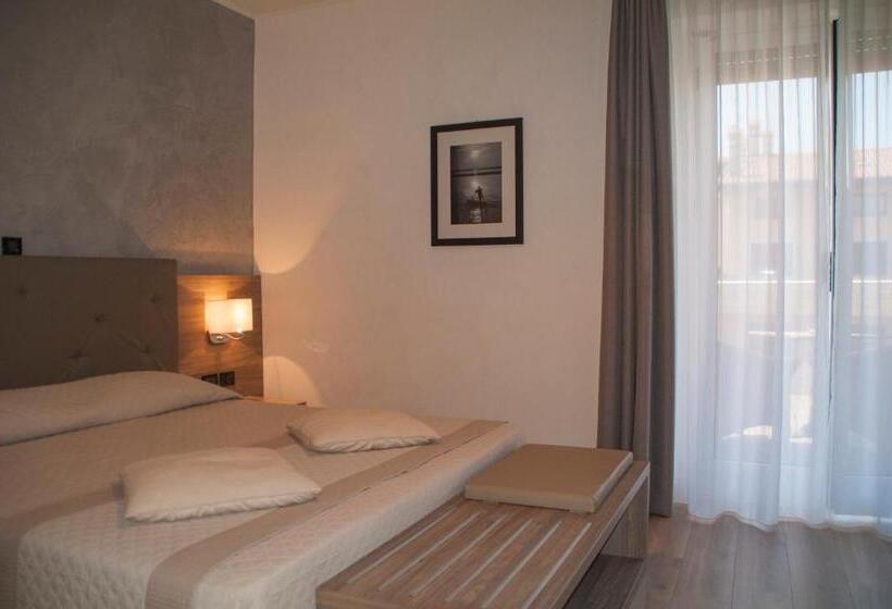 Номер Стандарт, Regina