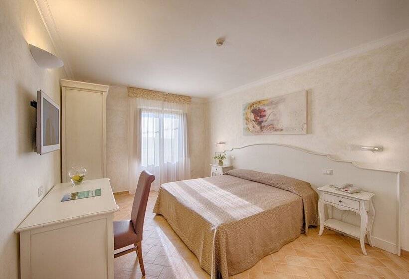 Номер Стандарт, Relais Masseria Caselli