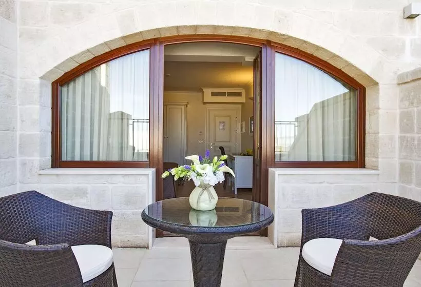 اتاق لوکس با چشم‌انداز دریا, Relais Masseria Caselli