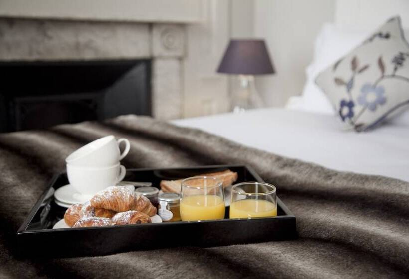 غرفة قياسية لذوى الاحتياجات الخاصة, Vanbrugh House