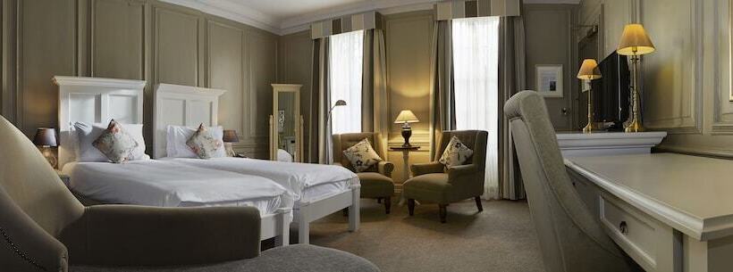 غرفة سوبيريور, Vanbrugh House