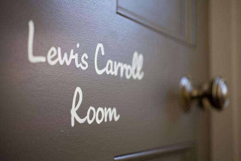 غرفة سوبيريور, Vanbrugh House