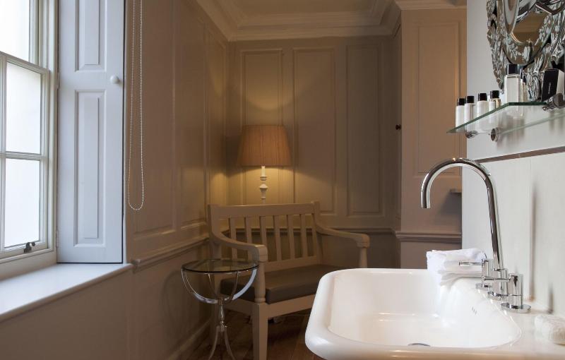 جناح بريميوم, Vanbrugh House