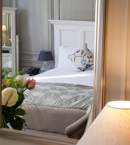 غرفة أساسية فردية, Vanbrugh House