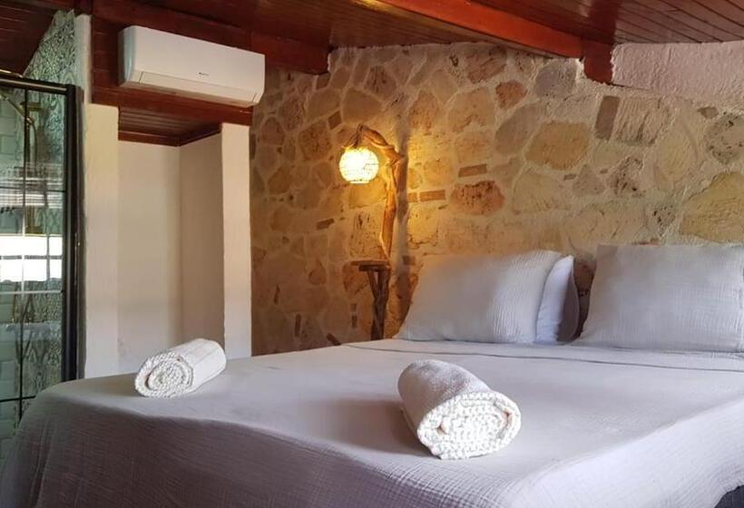 سوئیت با تخت بزرگ, Villa Citronella Boutique