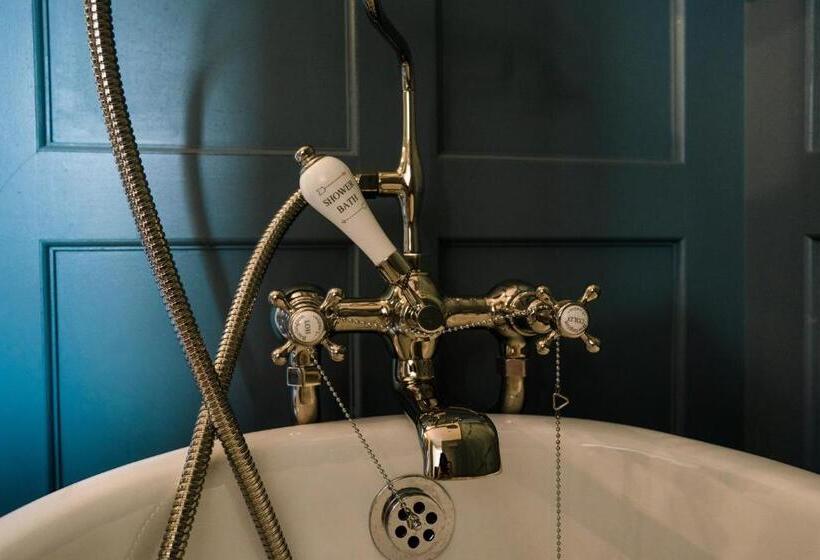 סוויטת 2 חדרי שינה, Regency House