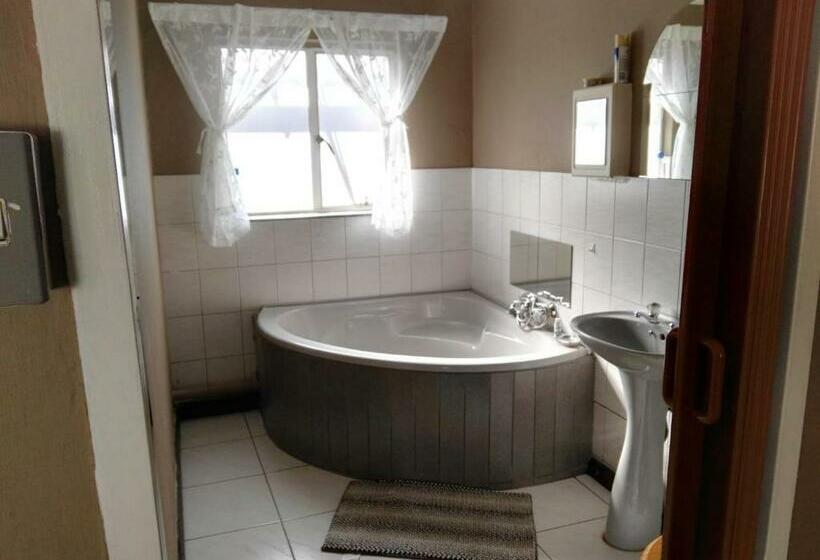 패밀리 룸, Ay Jay S Guesthouse