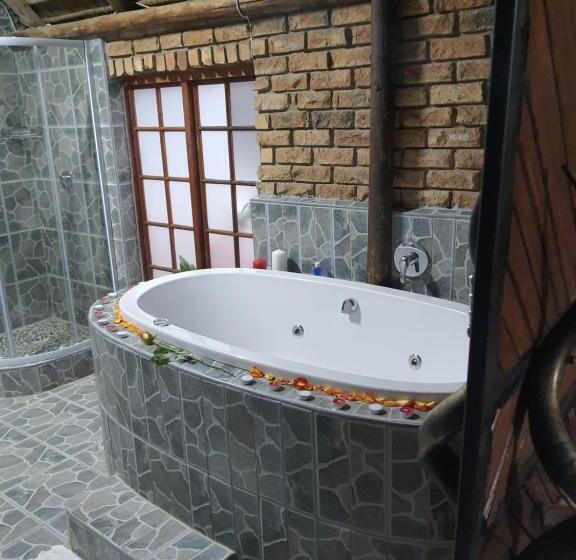 디럭스 스위트, Ay Jay S Guesthouse