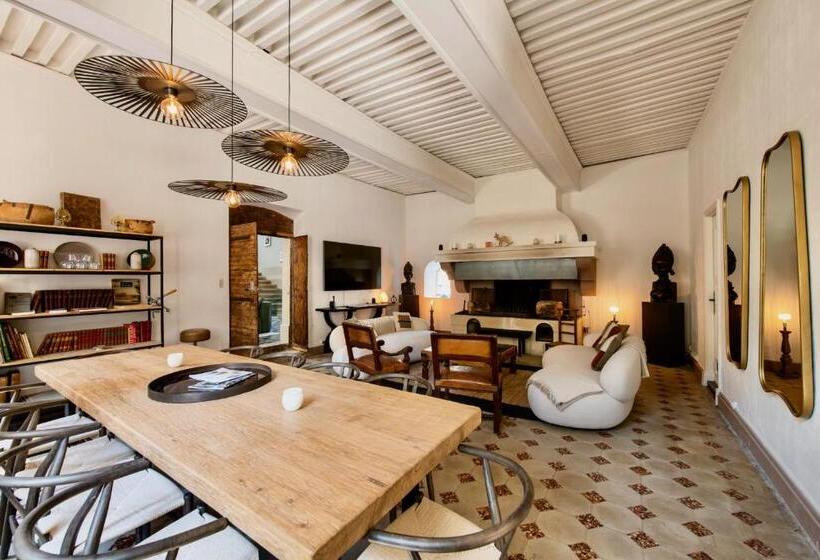 خانه 1 خوابه, La Chapelle Sur La Sorgue