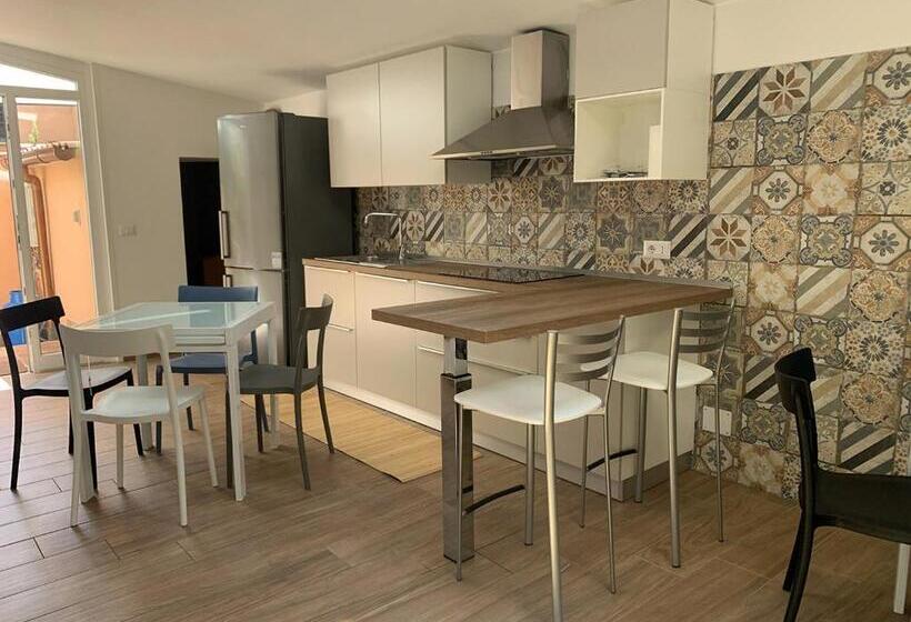 디럭스 룸, Comforthouse Ladispoli