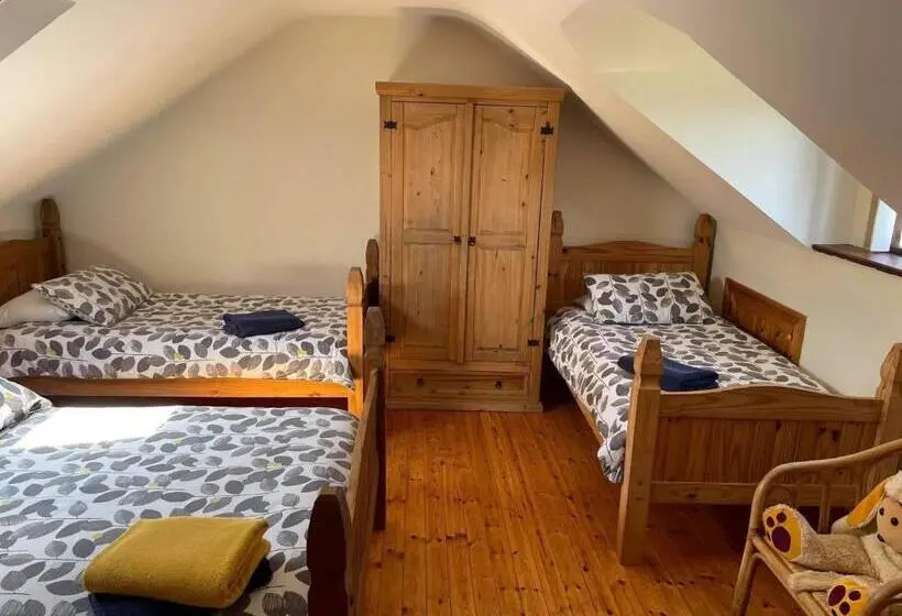 スタンダード４人部屋, Church View B&b