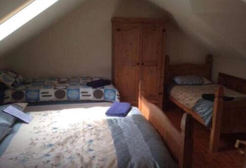 غرفة قياسية رباعية, Church View B&b