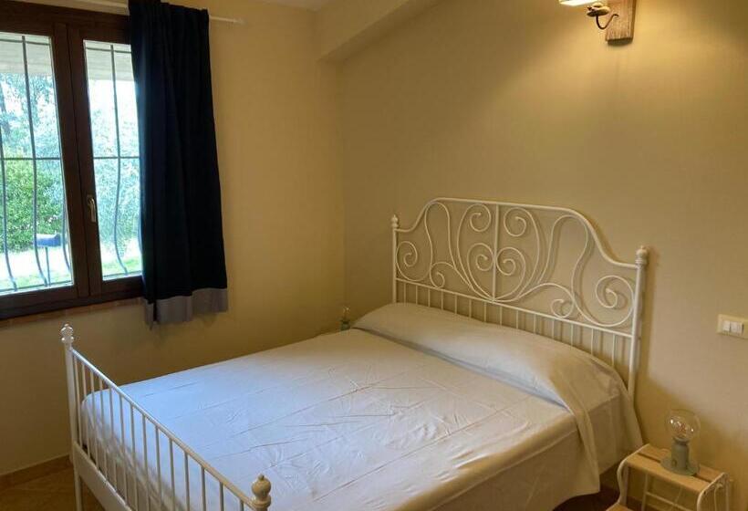 شقة غرفة واحدة, Le Giuncaie Vigna Con Alloggio