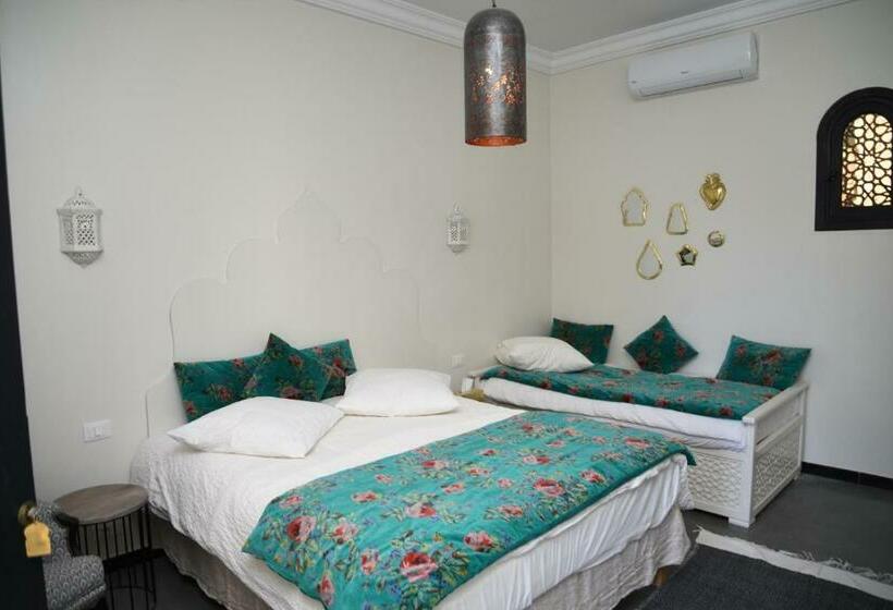 스탠다드 트리플 룸, Dar Yomma